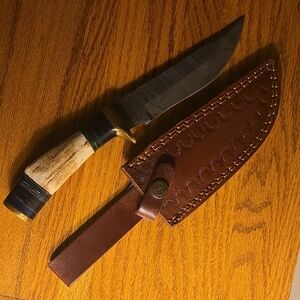 Handcrafted Damascus Knife with Brown Leather Sheath